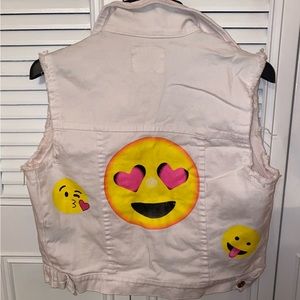 Girls So Nikki Denim Emoji Vest Size XL